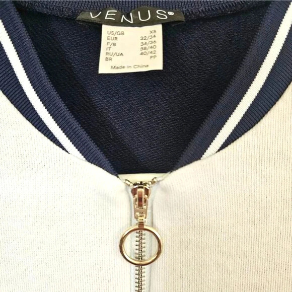 Venus Colorblock 3/4 Zip Sweatshirt, XS Blue White Pink - Picture 3 of 6